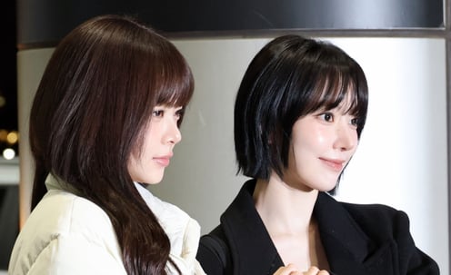 르세라핌 홍은채-사쿠라 '예쁜미소 하트'[★포토]