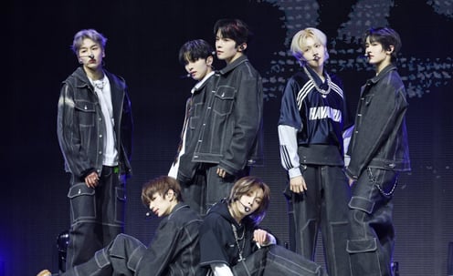 튜넥스 '완벽한 데뷔 무대'[★포토]