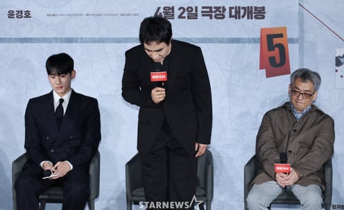 고개 숙인 배성우[★포토]