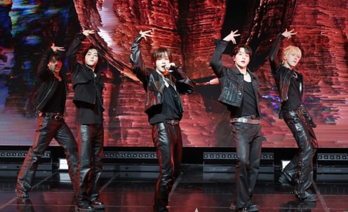 키빗업, 손끝까지 칼 안무[★포토]