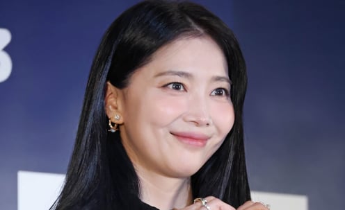 오윤아 '깜찍 손하트'[★포토]