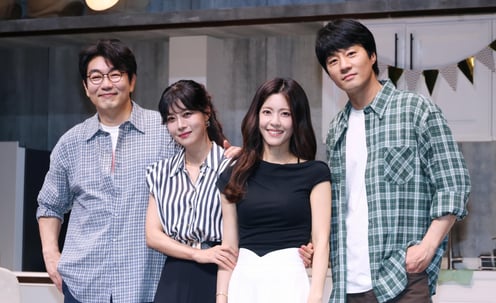 이종혁-유선-이윤지-이천희 '뉴 비기닝, 기대하세요'[★포토]