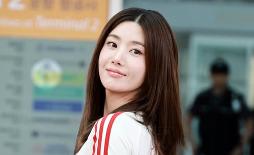 권은비 '월드컵 응원 출발!'[★포토]