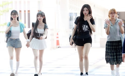 QWER, 'ACON 2026' 출국길[★포토]