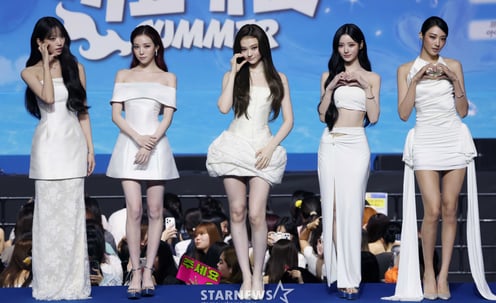 미야오 '여신들의 손하트'[★포토]