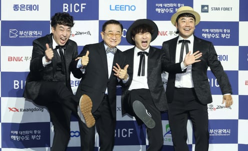 전유성 없는 전유성쇼 '포즈는 유쾌하게'[★포토]