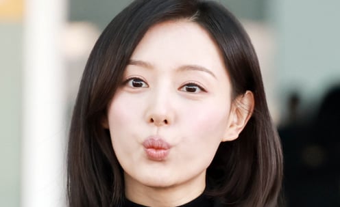 김지원 '귀여운 표정'[★포토]