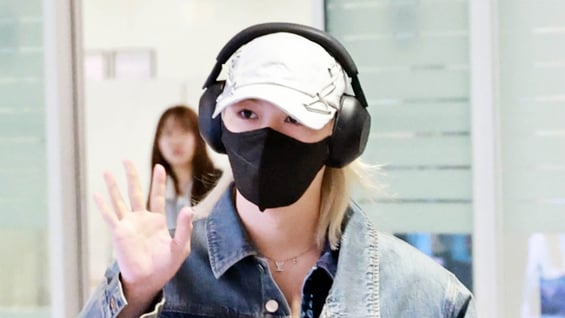 	 스트레이키즈 필릭스 '눈빛으로 압도'