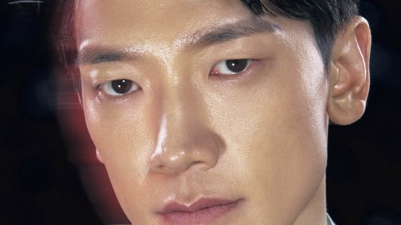 정지훈 '차가운 눈빛'