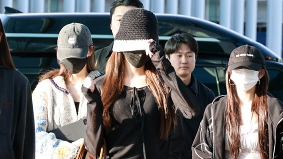 아이브 '마닐라 공연도 파이팅!'