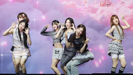 유스피어 '사랑스런 컴백 무대'