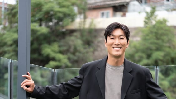 김재철 '포즈는 여유롭게'