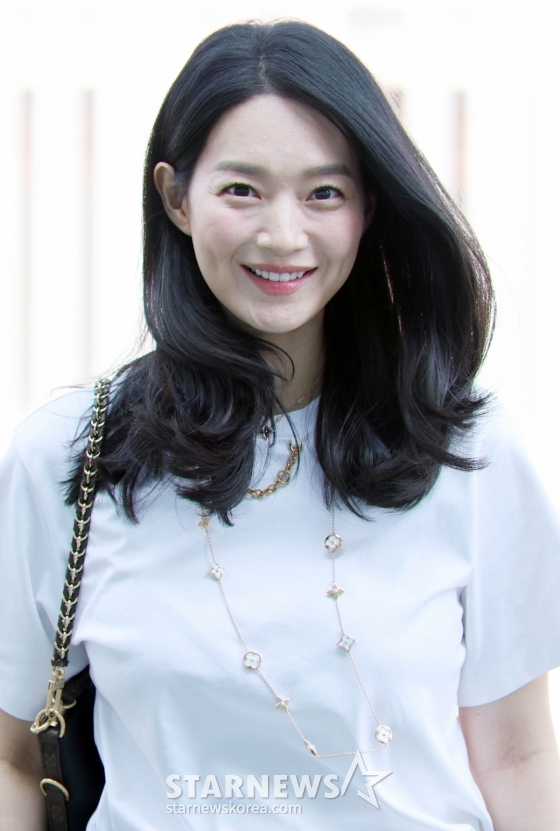 신민아 '햇살같은 미소'