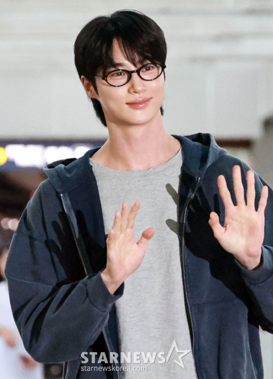 변우석 '이렇게 빛나도 되나요?'