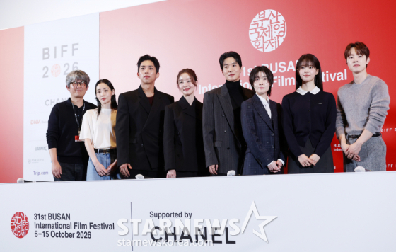 제31회 부산국제영화제 개막작 '낮과 밤은 서로에게'