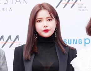 [MAMAMOO] Сола ? повредила спину во время репетиции...необходимо лечение
