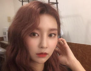 [MOMOLAND] Хэ Бин - новое фото... ?Скучала по вам?