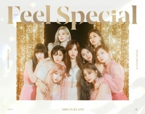 TWICE、ミナを含む完全?ティ?ザ?を公開