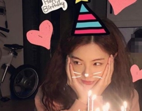 イ?ソンビン、誕生日??を公開… 「HAPPY BIRTHDAY TO ME」