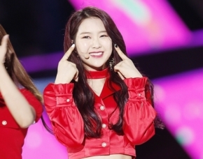 OH MY GIRLジホ、活動中?「不安症?が酷くなる」