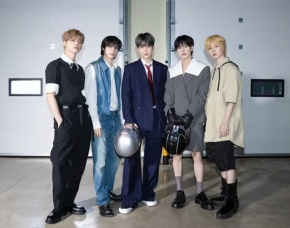 TOMORROW X TOGETHER连续5次达成初期百万销量