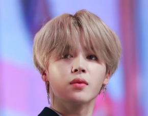 Каждую неделю — всё новее и ярче! Чимин из BTS занял 1-е место в еженедельном рейтинге глобального голосования за первую неделю апреля
