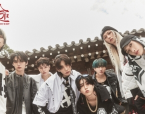 Stray Kids《合 (HOP)》获得法国唱片业协会 (SNEP) 金唱片认证，累计第四次