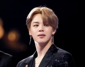 Jimin из BTS и Taeyang достигли огромной популярности с песней «Vibe», преодолев отметку в 250 млн. прослушиваний на Spotify
