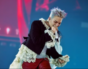G-DRAGON Kicks Off World Tour with Sold-Out Shows at Tokyo Dome